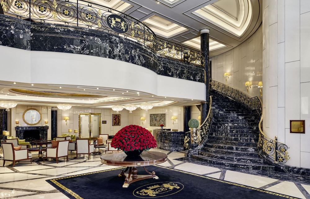 Hotel Breidenbacher Hof 5*